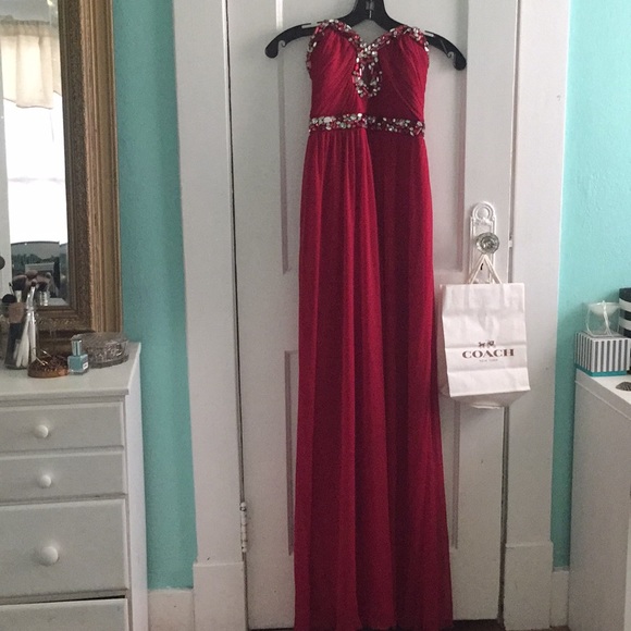 Red jewel prom dress - Picture 2 of 3